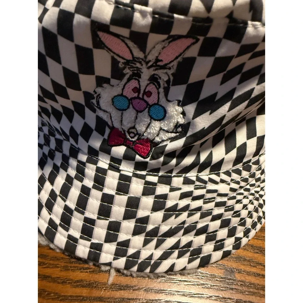 New Disney Parks Alice in Wonderland White Rabbit Checkerboard Bucket Hat Adults